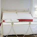 Гостевой дом Dante - Typical Apulian